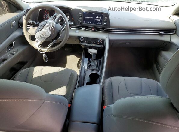 5NPLM4AG8MH043367 2021 HYUNDAI ELANTRA Black Dashboard view