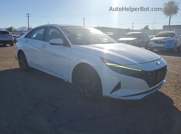 5NPLM4AG9MH030286 2021 HYUNDAI ELANTRA Белый Передняя правая четверть