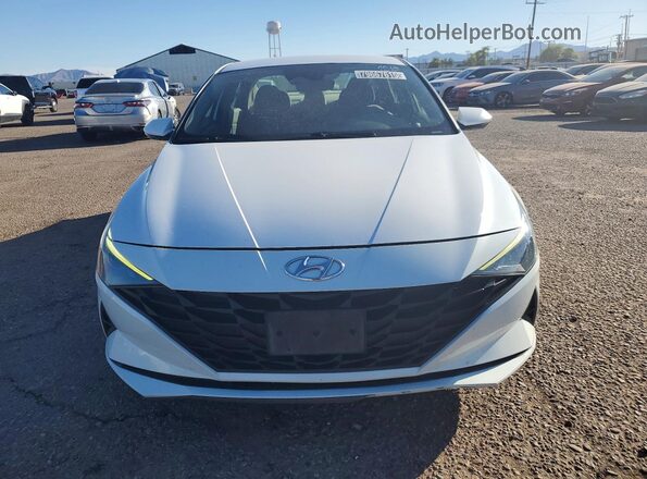 5NPLM4AG9MH030286 2021 HYUNDAI ELANTRA Белый Вид спереди