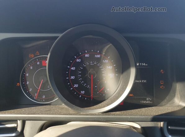 5NPLM4AG9MH030286 2021 HYUNDAI ELANTRA Белый 