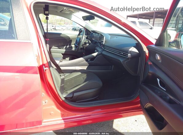 5NPLN4AG1MH030733 2021 HYUNDAI ELANTRA Red Front interior view