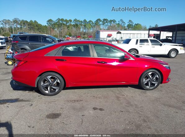 5NPLN4AG1MH030733 2021 HYUNDAI ELANTRA Red Rear interior view