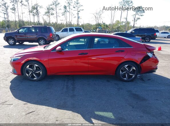 5NPLN4AG1MH030733 2021 HYUNDAI ELANTRA Red 360 interior view