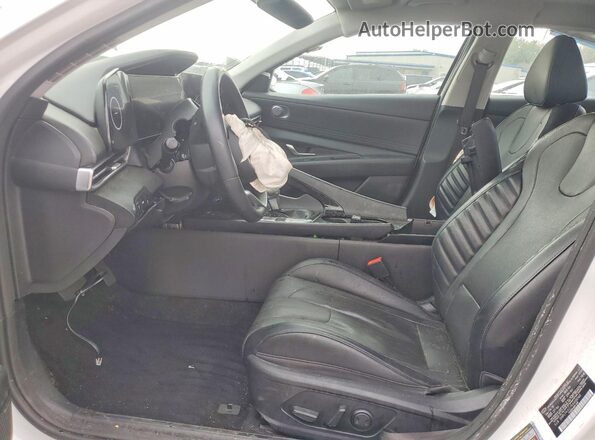 5NPLP4AG3MH000160 2021 HYUNDAI ELANTRA White Front interior view