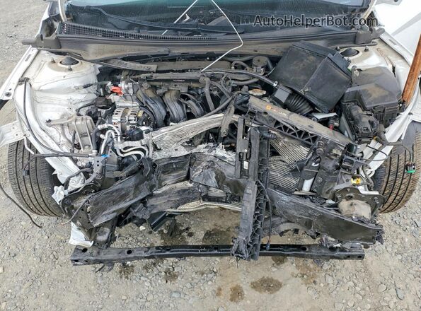 5NPLP4AG3MH000160 2021 HYUNDAI ELANTRA White Rear interior view