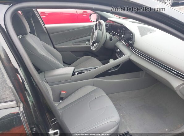 5NPLS4AG1MH027338 2021 HYUNDAI ELANTRA Black Սալոնի դիմացի տեսք