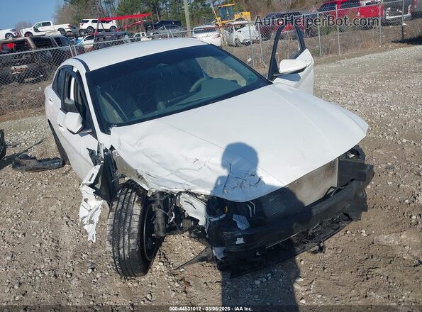 5NPLS4AG5NH084823 2022 HYUNDAI ELANTRA White Widok z przodu