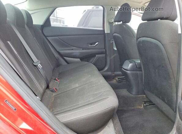 5NPLS4AG8MH027384 2021 HYUNDAI ELANTRA Red Հետևի նստատեղերի տեսք