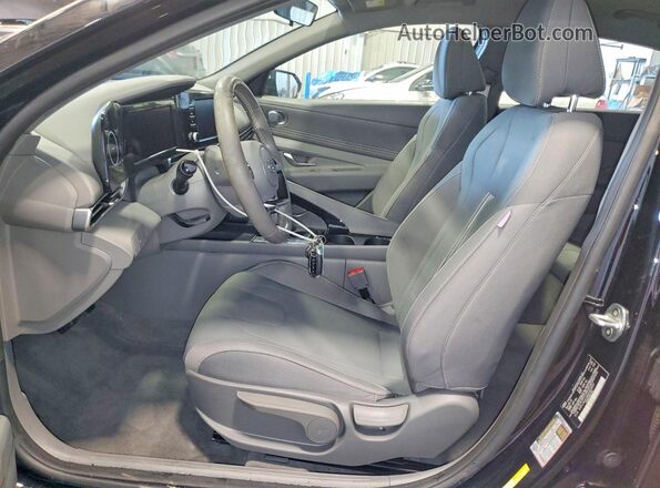5NPLS4AG8MH028597 2021 HYUNDAI ELANTRA Black წინა სალონის ხედი