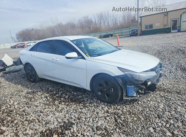 5NPLS4AG9MH048695 2021 HYUNDAI ELANTRA White Front right
