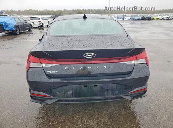 5NPLS4AGXMH008898 2021 HYUNDAI ELANTRA Black Rear view