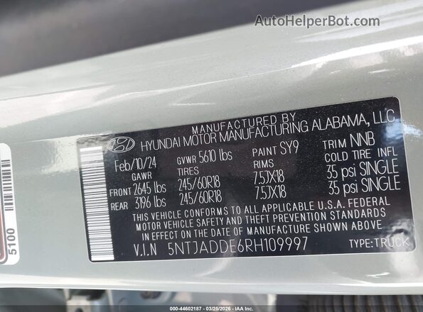 5NTJADDE6RH109997 2024 HYUNDAI SANTA CRUZ Gray Widok komory silnika