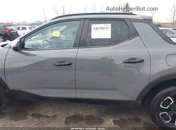 5NTJCDAE8NH023678 2022 HYUNDAI SANTA CRUZ Gray Սալոնի 360 աստիճան տեսք