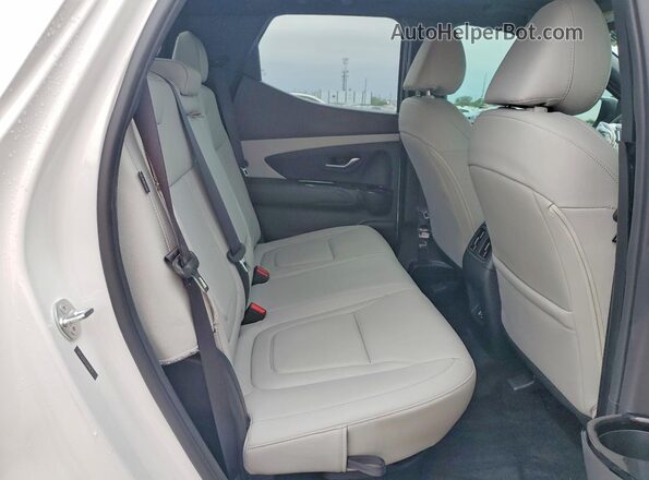 5NTJCDDE3SH146747 2025 HYUNDAI SANTA White უკანა სავარძლების ხედი