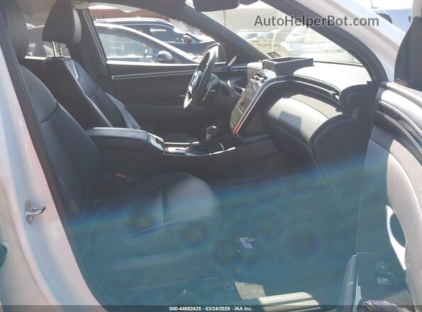 5NTJEDDF5RH125492 2024 HYUNDAI SANTA CRUZ White Widok wnętrza z przodu