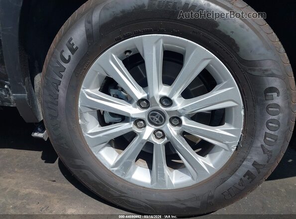 5TDAAAA56TS036715 2026 TOYOTA LE Black 