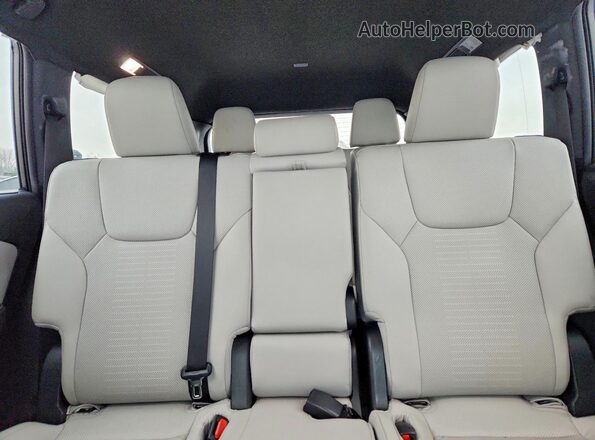 5TDAAAA63RS009232 2024 LEXUS TX White Rear seats view