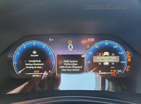 5TDAAAB53SS071905 2025 TOYOTA GRAND Gray Սարքավորումների վահանակի տեսք