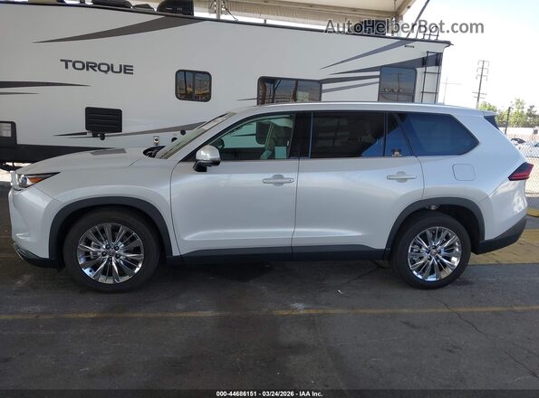 5TDAAAB53SS074710 2025 TOYOTA GRAND HIGHLANDER White Widok wnętrza 360 stopni