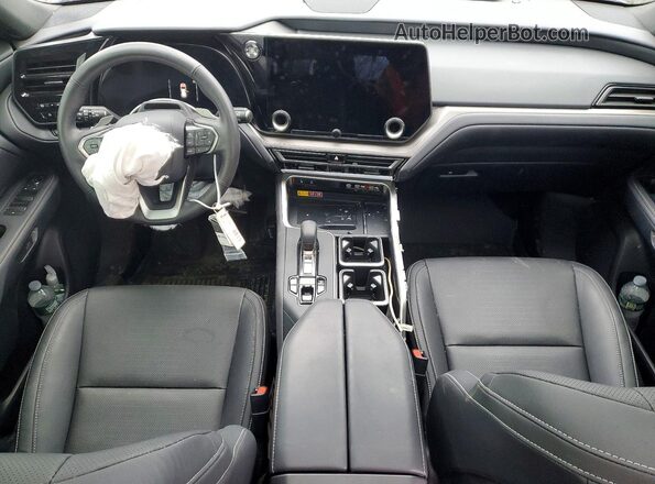 5TDAAAB68TS055094 2026 LEXUS TX Черный Вид панели приборов