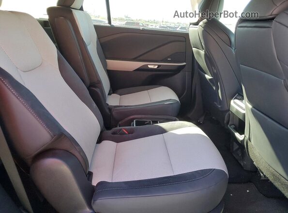5TDABAB63SS015372 2025 LEXUS TX White Rear seats view