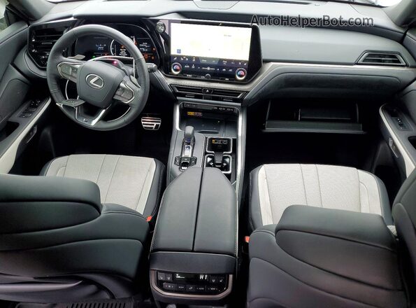 5TDABAB68TS016695 2026 LEXUS TX Белый Вид панели приборов