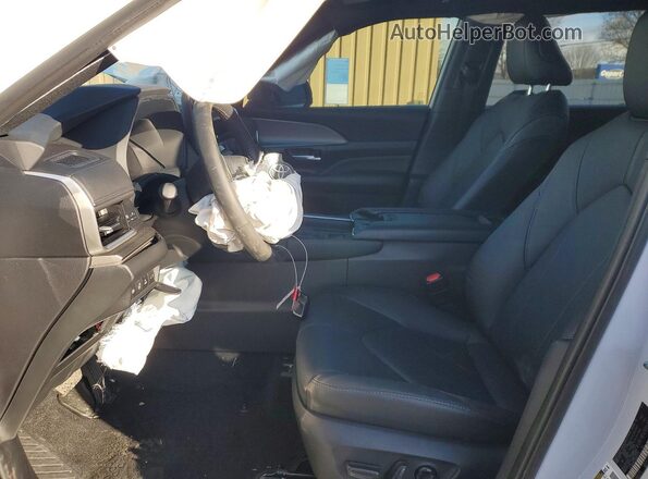 5TDACAB53SS031415 2025 TOYOTA HIGHLANDER HYBRID White Вид салону спереду