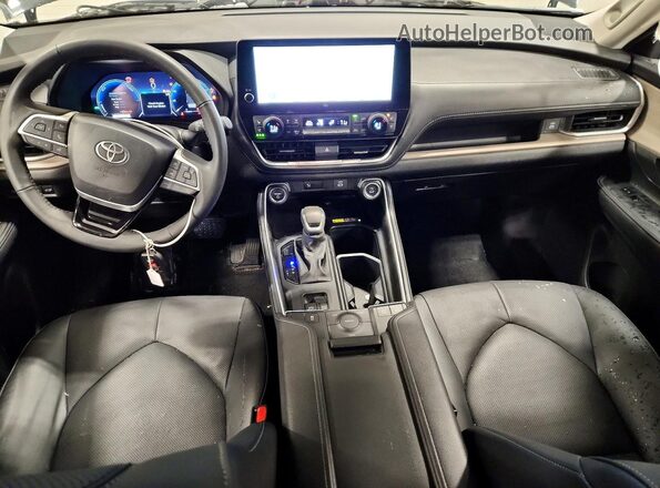 5TDACAB56TS074468 2026 TOYOTA LIMITED Черный Вид панели приборов