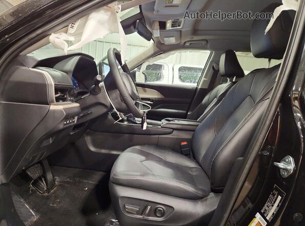 5TDACAB56TS074468 2026 TOYOTA LIMITED Черный Вид салона спереди