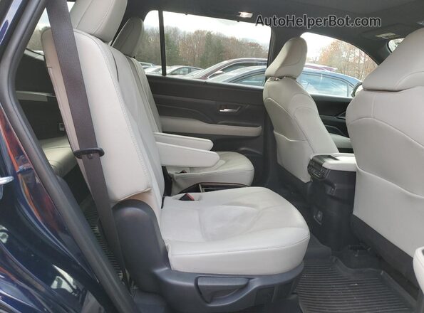 5TDADAB5XSS018853 2025 TOYOTA HIGHLANDER HYBRID Blue Вид задньої частини салону