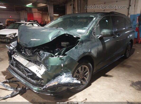 5TDBSKFC4SS171706 2025 TOYOTA LE Зеленый Вид спереди