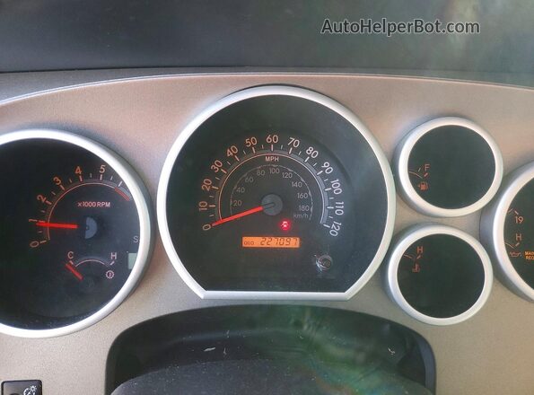 5TDBY5G17GS132872 2016 TOYOTA SEQUOIA Серебряный Вид щитка приборов