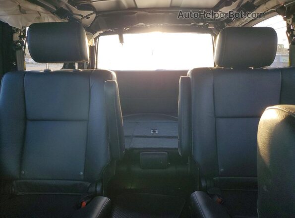 5TDBY5G19JS158378 2018 TOYOTA SEQUOIA Gray უკანა სავარძლების ხედი
