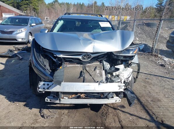 5TDBZRBH2MS155304 2021 TOYOTA LE Silver Սալոնի հետևի տեսք