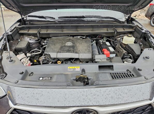 5TDBZRBH5MS106050 2021 TOYOTA LE Charcoal Vista del compartimento del motor