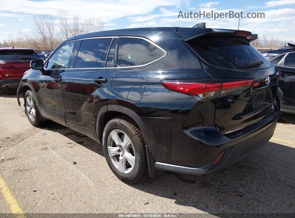 5TDBZRBH7MS523217 2021 TOYOTA LE Black 