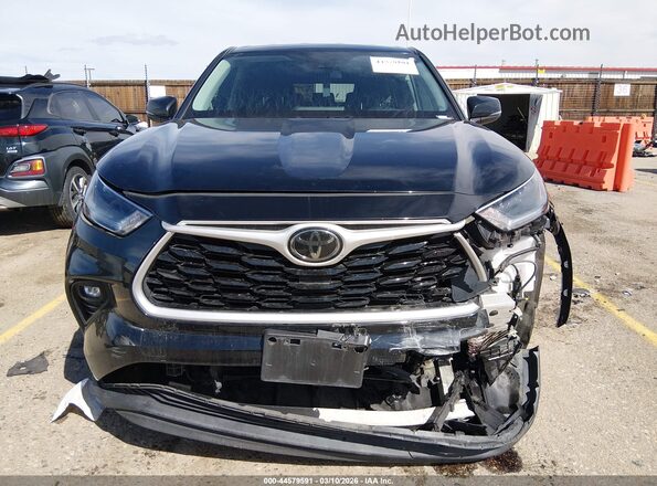 5TDBZRBH7MS523217 2021 TOYOTA LE Black 