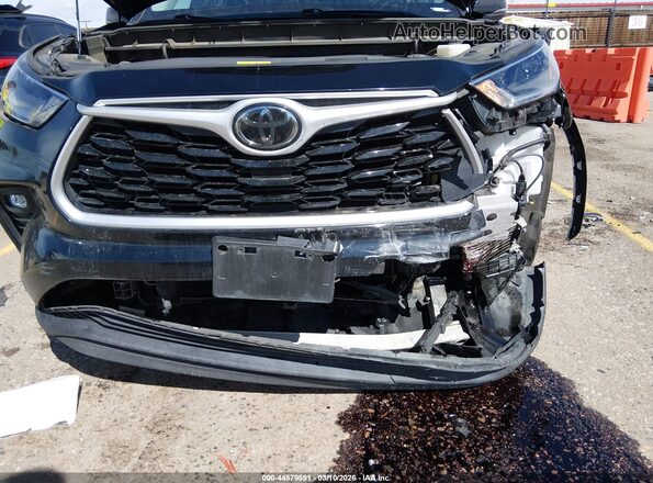 5TDBZRBH7MS523217 2021 TOYOTA LE Black 