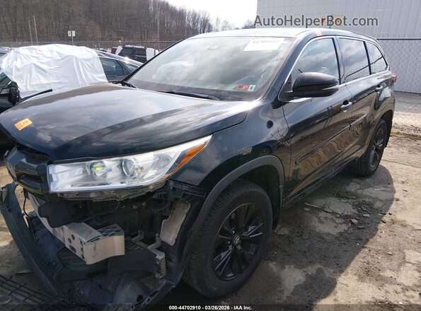 5TDBZRFH7HS412845 2017 TOYOTA LE Black Przód lewy