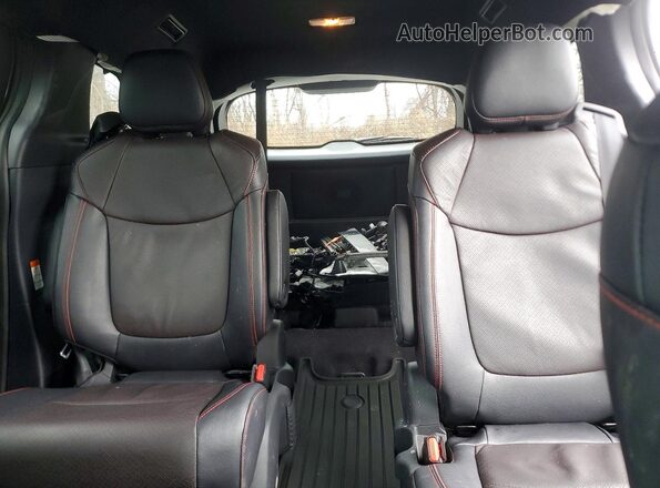 5TDCSKFC1SS200499 2025 TOYOTA SIENNA Black Вид задніх сидінь