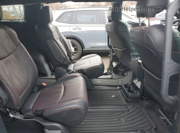 5TDCSKFC1SS200499 2025 TOYOTA SIENNA Black Вид задньої частини салону
