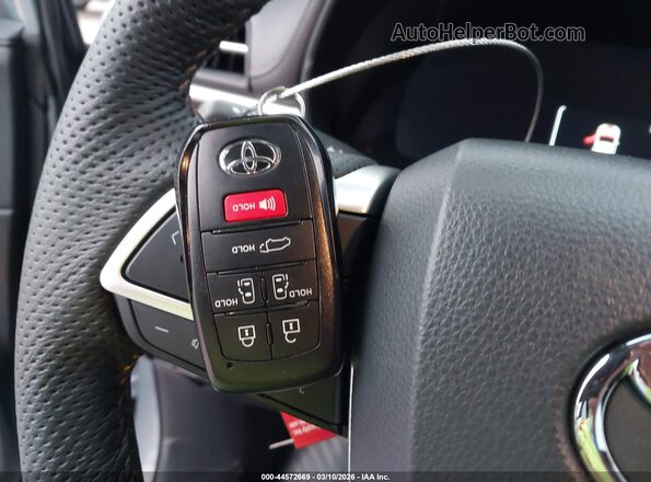 5TDCSKFC6TS229353 2026 TOYOTA SIENNA Pewter წინა პანელის ხედი