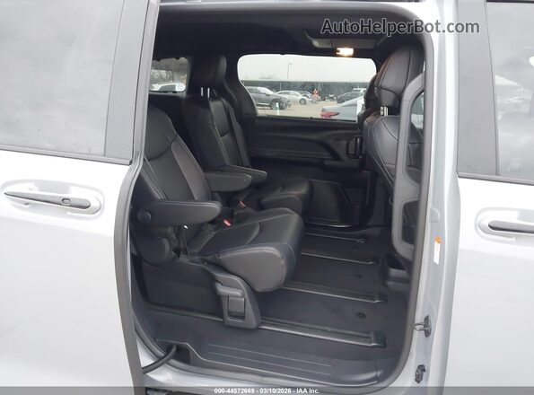 5TDCSKFC6TS229353 2026 TOYOTA SIENNA Pewter VIN კოდის სტიკერის ხედი