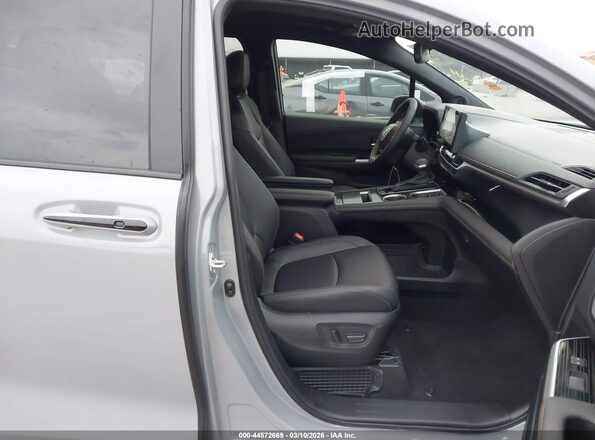 5TDCSKFC6TS229353 2026 TOYOTA SIENNA Pewter წინა სალონის ხედი