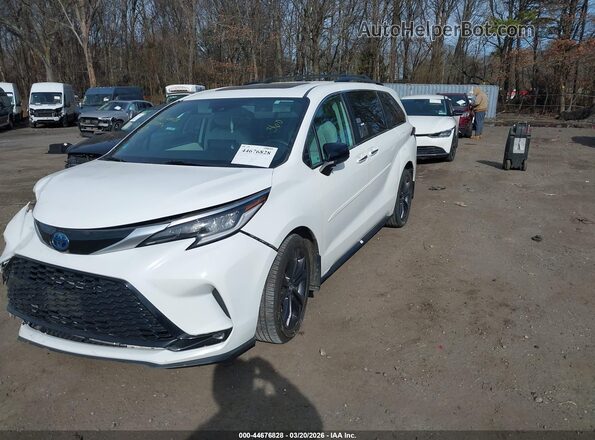 5TDDRKEC0NS082631 2022 TOYOTA SIENNA White Front left