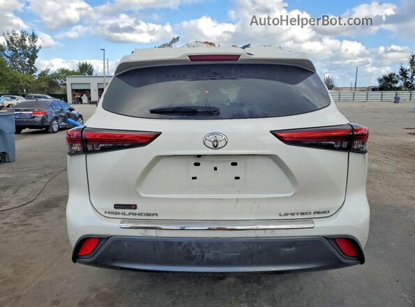 5TDDZRBH3MS083098 2021 TOYOTA LIMITED White Հետևի տեսք