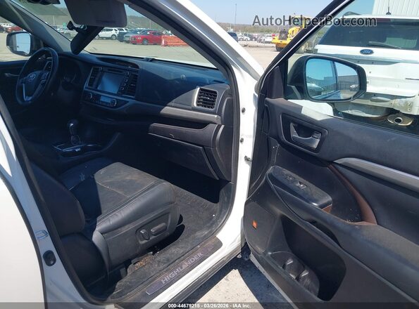 5TDDZRFH5KS948211 2019 TOYOTA LIMITED White 