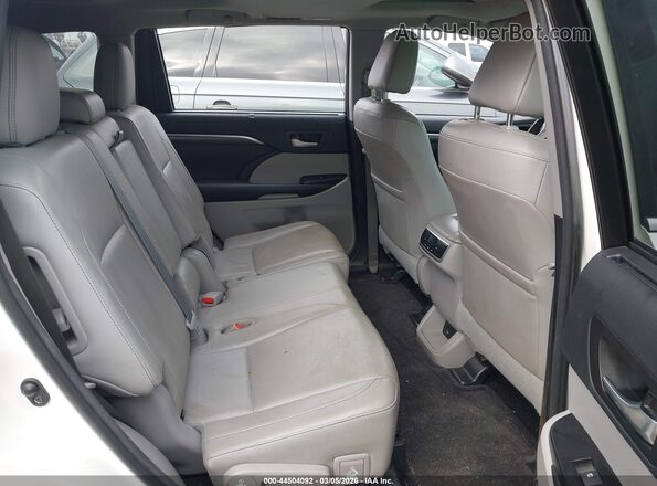 5TDDZRFH9JS859353 2018 TOYOTA LIMITED White VIN sticker view