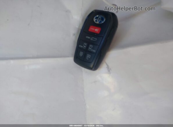 5TDERKEC4RS198165 2024 TOYOTA SIENNA Silver Dashboard view