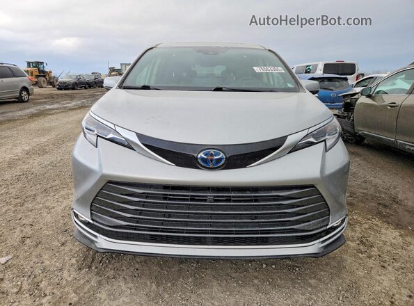 5TDERKEC5MS053774 2021 TOYOTA SIENNA Silver Вид спереду